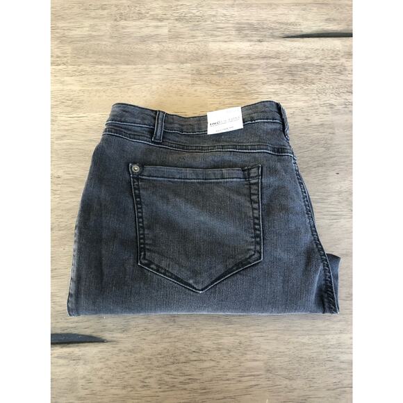 INC International Concepts Elizabeth Boot Jeans in Jet Wash - 18/34 - Picture 7 of 7